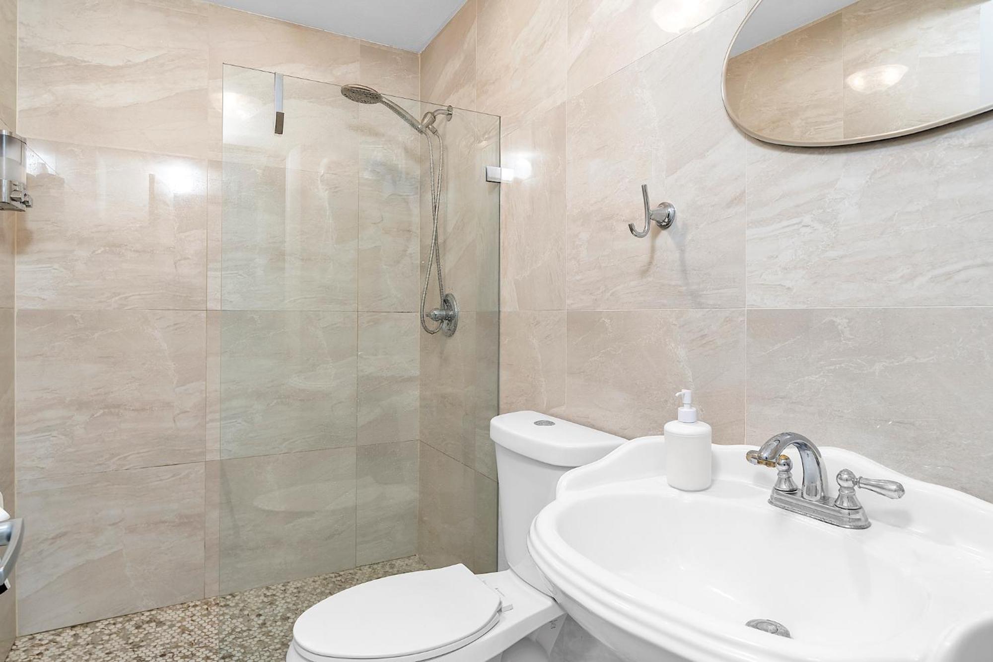 Coral Suite Close To Little Havana Miami Exterior photo